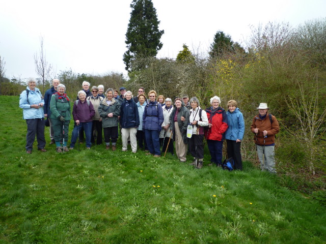 Large group of short walkers gather for their walk led by Pat Mannell